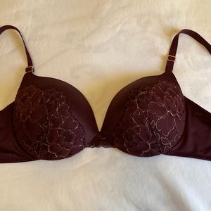 Maidenform burgundy push up bra